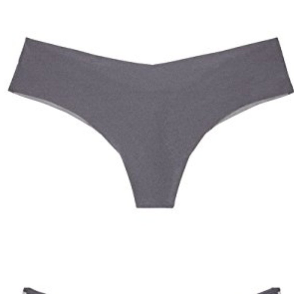 Victoria Metropolis Mesh-Back Thong Panty Large